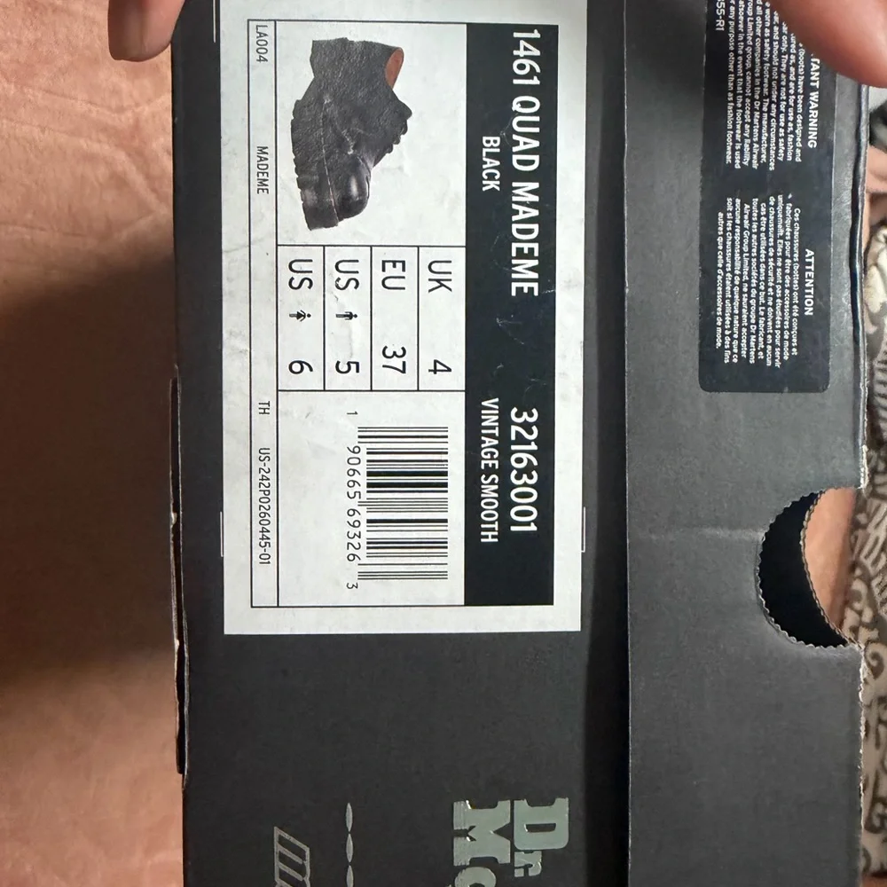 Dr. Martens X MadeMe Oxford’s - Picture 6 of 7